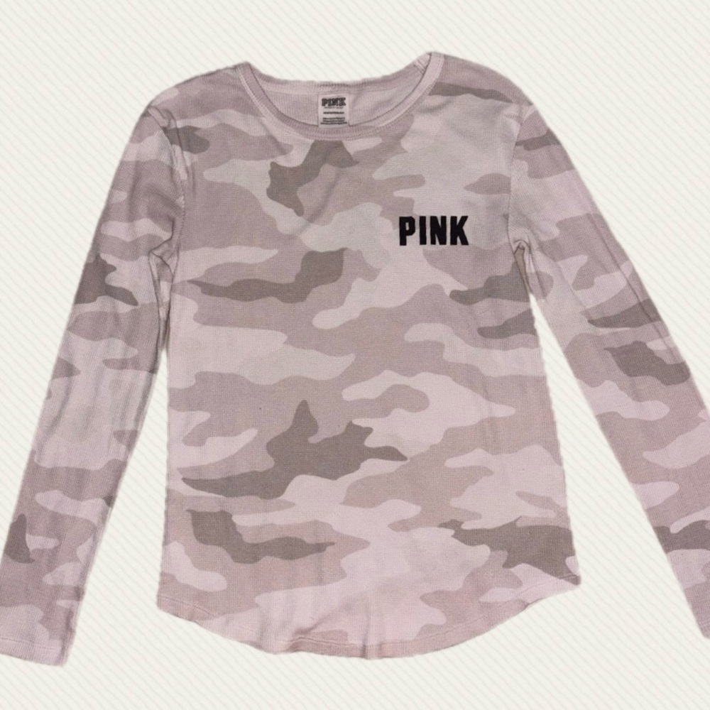 PINK Victoria's Secret Light Gray Camo Long Sleeve